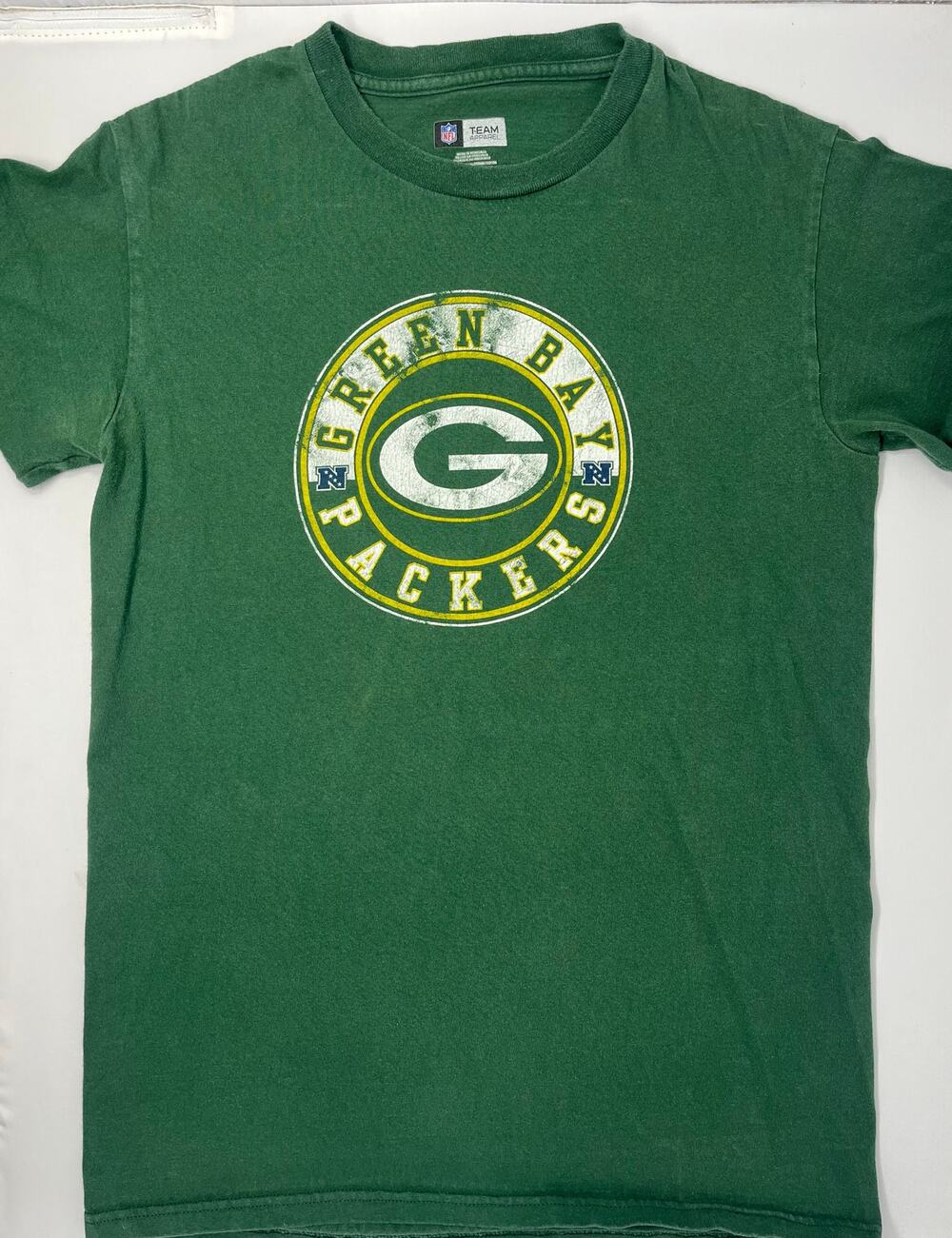 NFL Team Apparel Green Bay Packers Men's  Tshirt size S PreOwned in good conditi